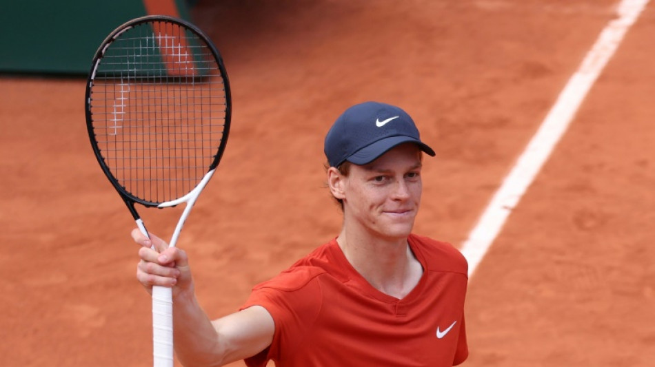 Sinner vence Dimitrov e vai pela 1&ordf; vez &agrave; semifinal de Roland Garros