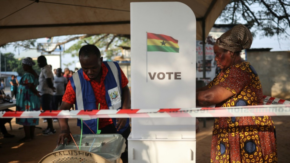 Pr&auml;sidentschafts- und Parlamentswahlen in Ghana abgehalten