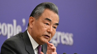La Chine fustige la "pression" am&eacute;ricaine et d&eacute;fend ses liens avec la Russie