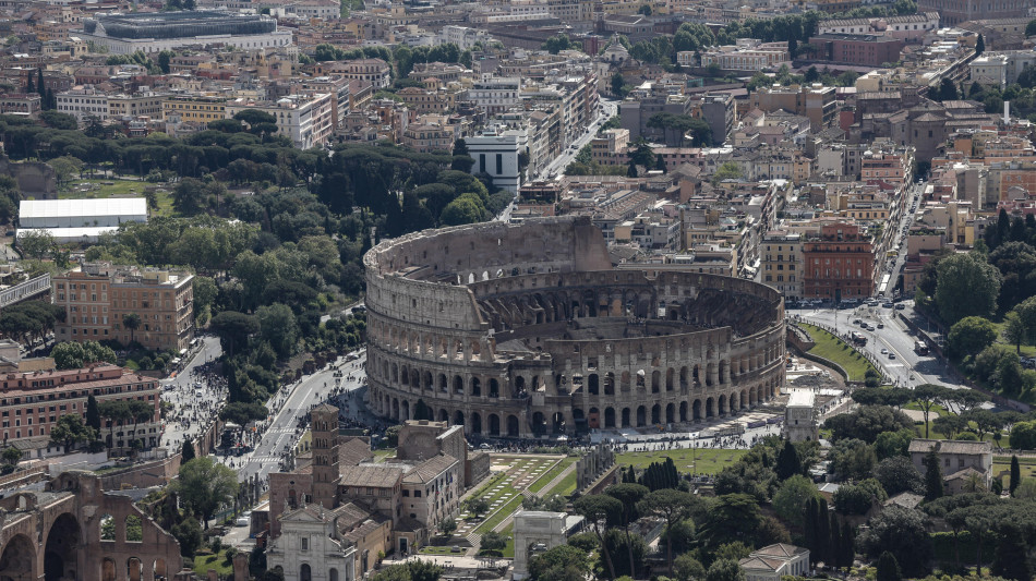 Addizionali Irpef, Salerno-Roma le più care, Milano paga la metà