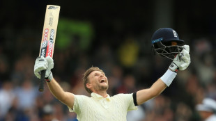 Roses joy for Yorkshire's ton-up Root