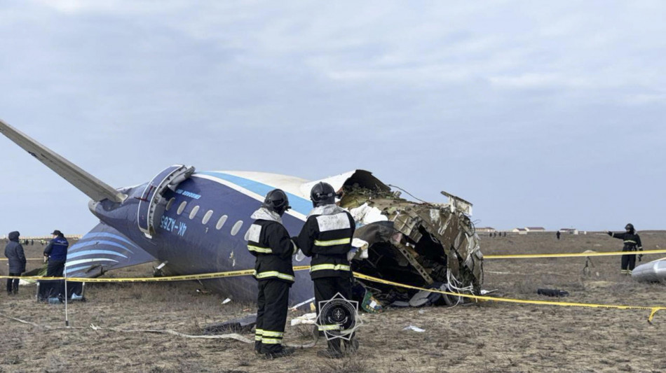 Putin ammette con Aliyev responsabilit&agrave; per schianto aereo