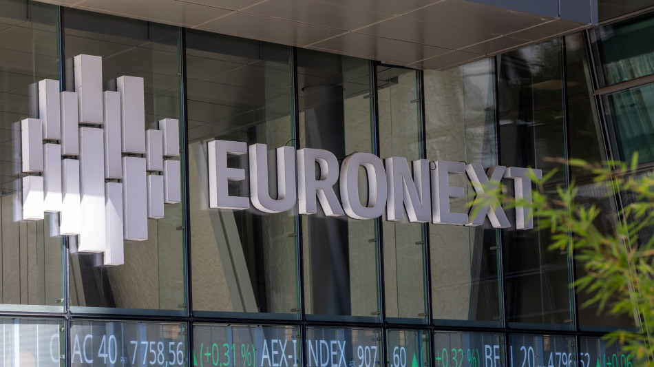 Borsa: l'Europa bene con le banche e Wall Street aspettando Nvidia, Milano +0,9%