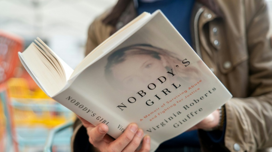 Memórias de Virginia Giuffre aumentam pressão sobre o príncipe Andrew