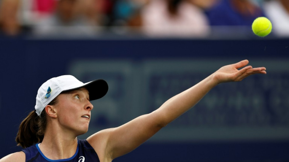 Top-ranked Swiatek beats Vekic for WTA San Diego title