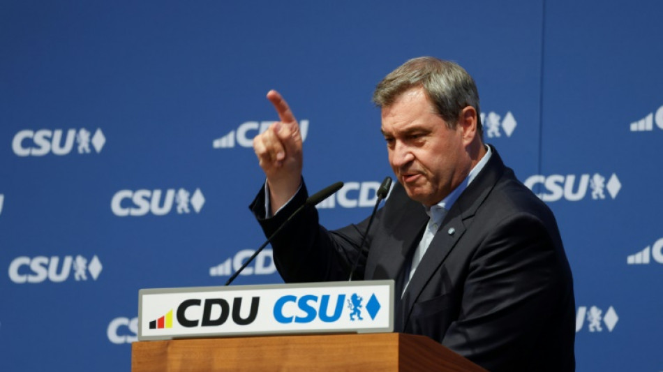 S&ouml;der stellt individuelles Asylrecht in Frage - Kritik aus Regierungsparteien