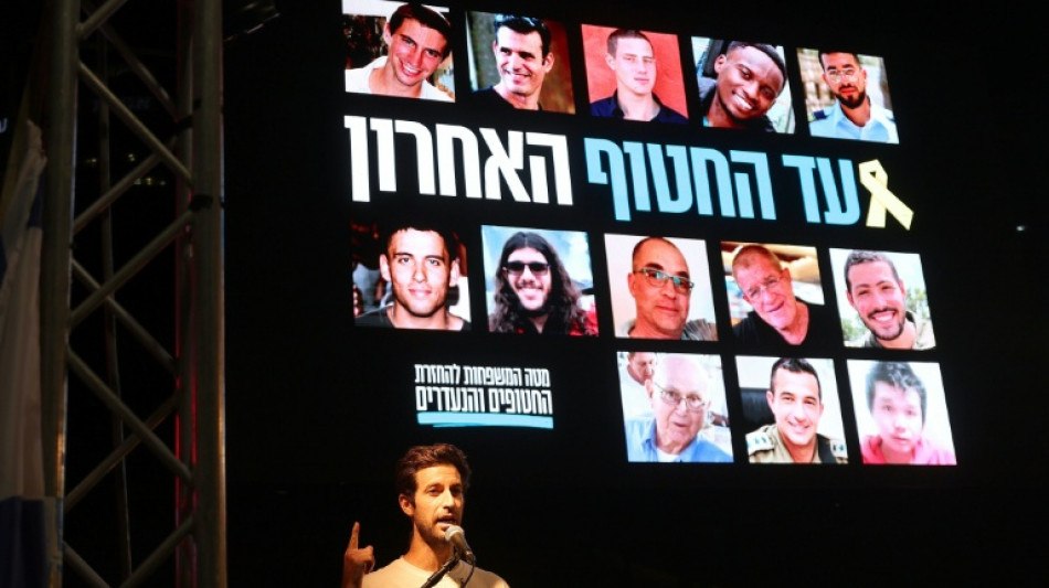 Israel bombardeia Gaza e afirma que corpos recebidos não são de reféns