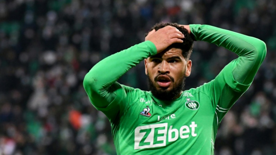 L1/Saint-Etienne: Camara &eacute;cart&eacute; du groupe pro apr&egrave;s une altercation