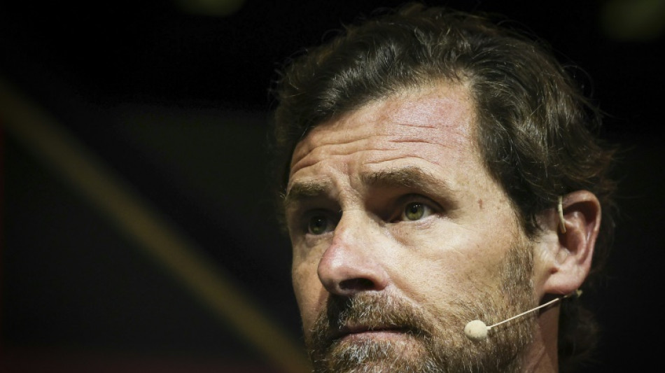 Andr&eacute; Villas-Boas anuncia candidatura &agrave; presid&ecirc;ncia do Porto