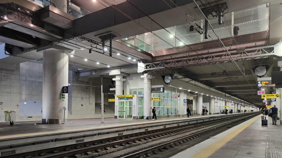 Sciopero dei treni, a Bologna cancellazioni e ritardi