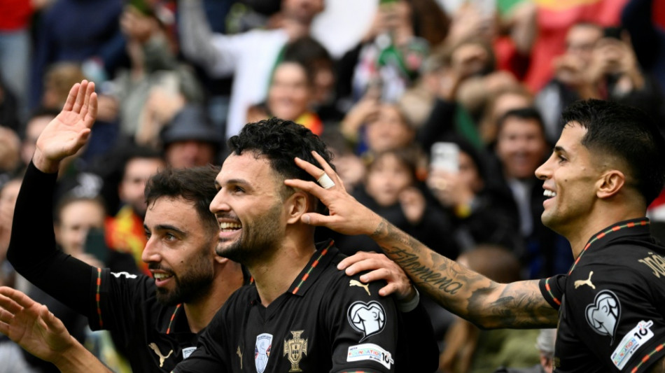 Portugal st&uuml;rmt zur WM - Ringen um Ronaldo