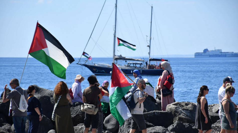 Nave verso Gaza con Greta. 'Sarà intercettata entro 48 ore'