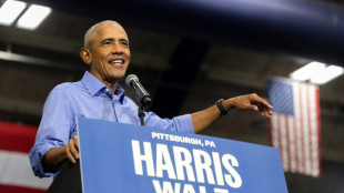 Wahlkampf f&uuml;r Harris: Obama bezeichnet Trump als "verr&uuml;ckt" und richtet Appell an schwarze M&auml;nner