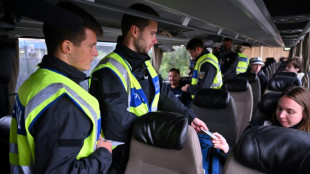 Kontrollen an weiteren Grenzabschnitten und Warnungen vor &uuml;berzogener H&auml;rte
