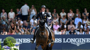 Balve: Von Bredow-Werndl gewinnt Grand Prix Special souver&auml;n