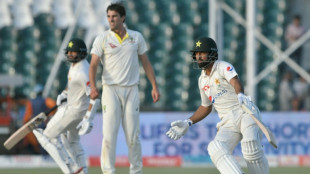 Pakistan steady after Naseem, Shaheen halt Australia in third Test