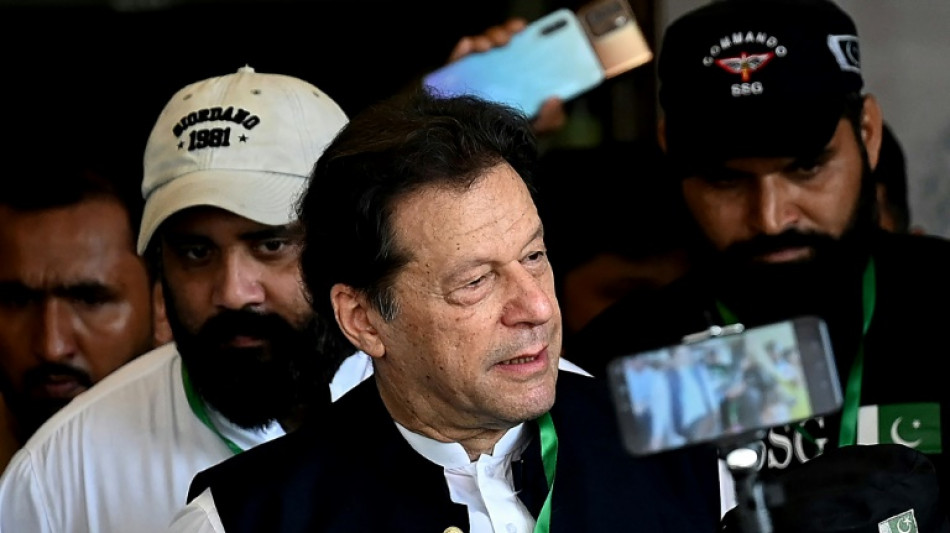 Pakistan: l'ex-Premier ministre Imran Khan condamn&eacute; pour&nbsp;corruption et arr&ecirc;t&eacute;