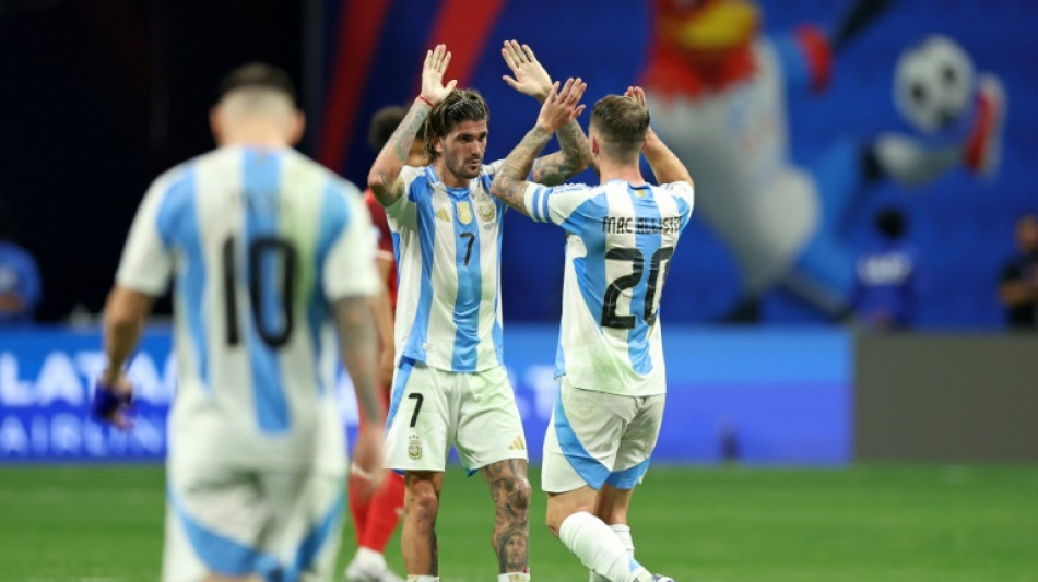 Argentina vence Canad&aacute; (2-0) na abertura da Copa Am&eacute;rica-2024