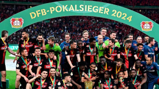 Leverkusen vence Kaiserslautern (1-0) e &eacute; campe&atilde;o da Copa da Alemanha