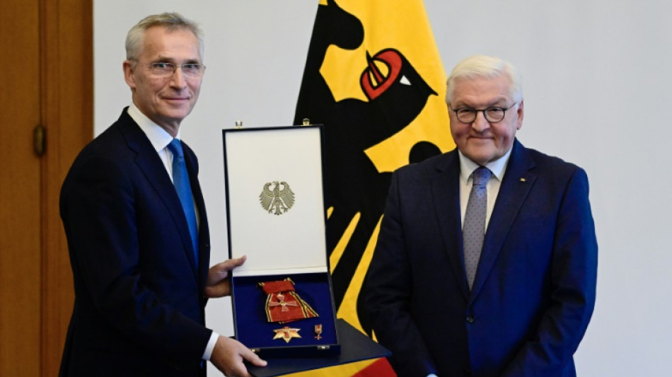 Verdienstorden und Zapfenstreich: Ehrung f&uuml;r Ex-Nato-Generalsekret&auml;r Stoltenberg