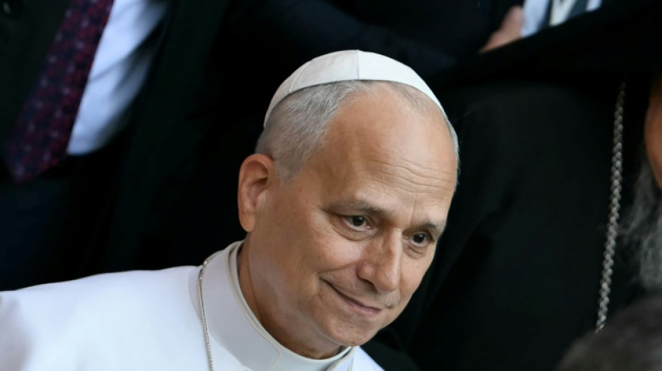 After call for Christian unity, pope leaves Turkey for Lebanon 