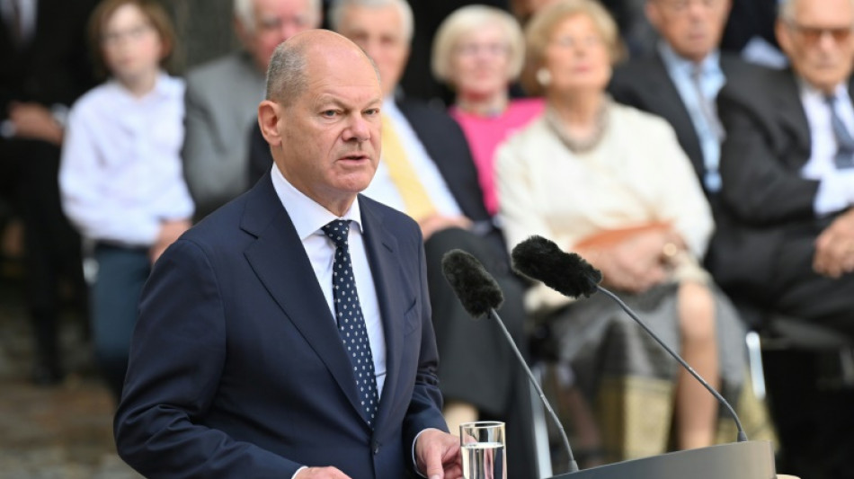 Scholz ruft am Jahrestag des Hitler-Attentats zum Einstehen f&uuml;r Demokratie auf