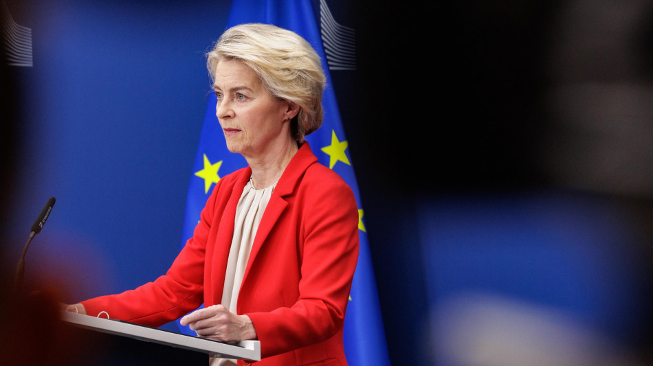 Von der Leyen, 'l'Iran s'impegni a soluzione diplomatica'