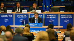 Weg f&uuml;r neue EU-Kommission frei - Parlament billigt umstrittene Kommissare