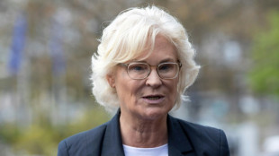 Lambrecht &auml;u&szlig;ert Verst&auml;ndnis f&uuml;r Kritik wegen Mitflugs von Sohn in Helikopter