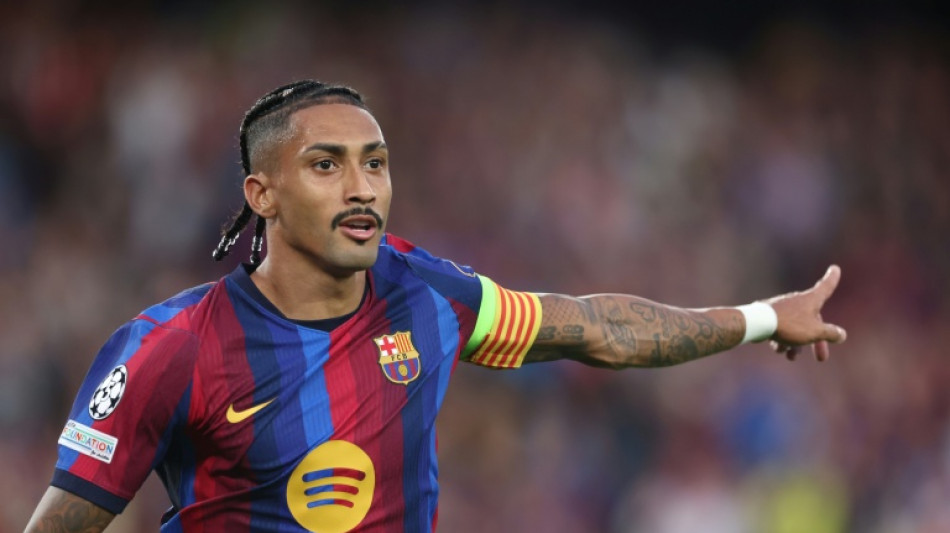 Raphinha est&aacute; "em outro nivel", destaca Hansi Flick
