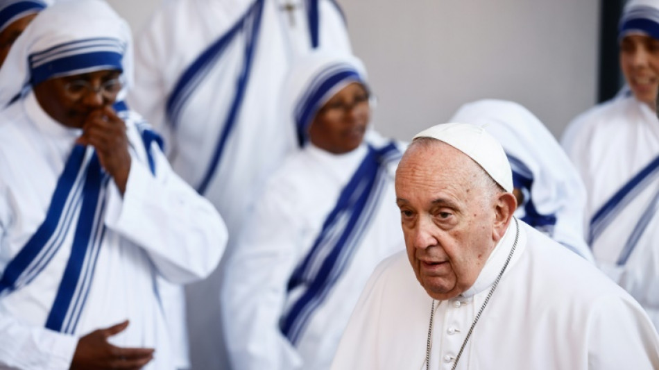 Papa Francisco celebra missa multitudin&aacute;ria ap&oacute;s pedir &agrave; Europa solidariedade com migrantes