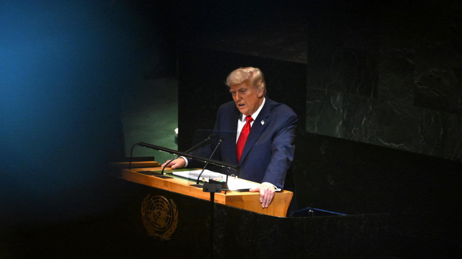 Trump ai leader arabi, Israele non annetter&agrave; Cisgiordania