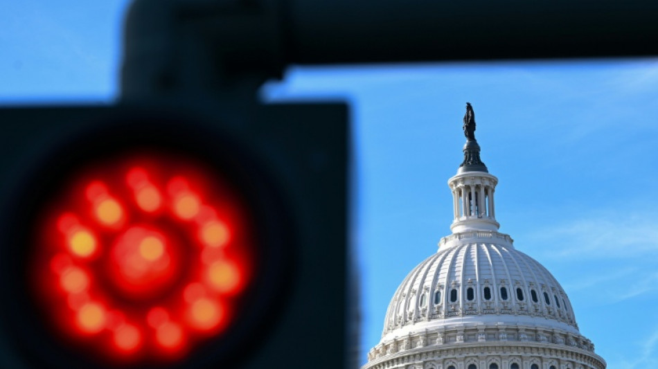 Etats-Unis: des licenciements de fonctionnaires ouvrent une deuxième semaine de blocage budgétaire