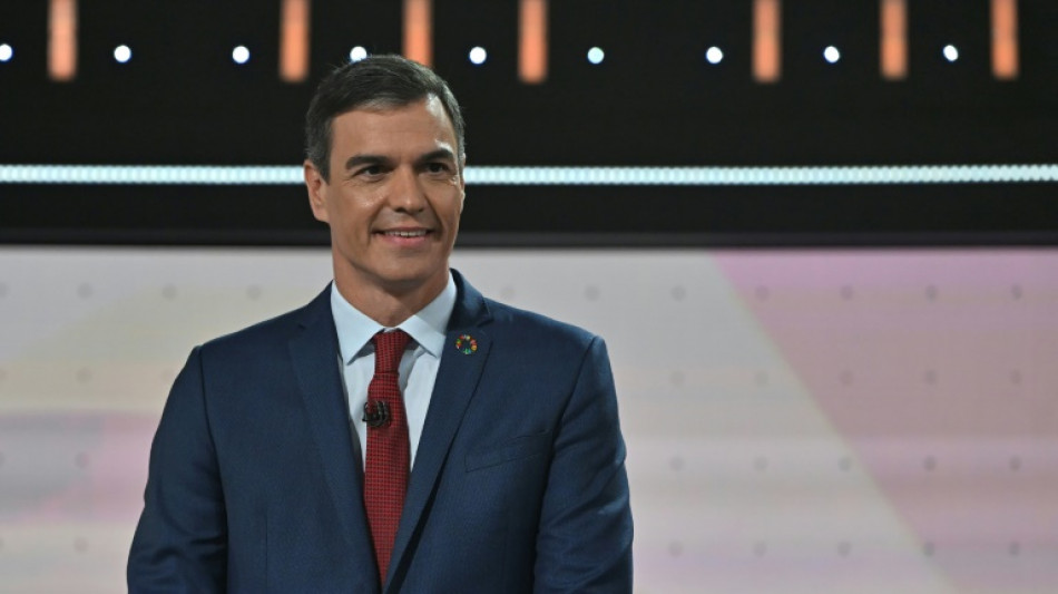 S&aacute;nchez espera silenciar pesquisas e vencer a direita no domingo na Espanha