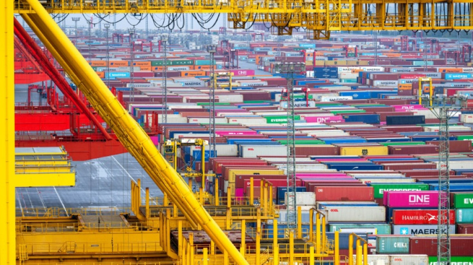 Konjunktur: Bundesregierung geht von leicht stärkerem Wachstum als bislang aus