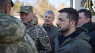 Selenskyj: Ukraine "verst&auml;rkt" ihre Positionen in der russischen Region Kursk 