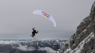 Sports extr&ecirc;mes: Fred Fugen en chute libre &agrave; 6500 m avec des skis