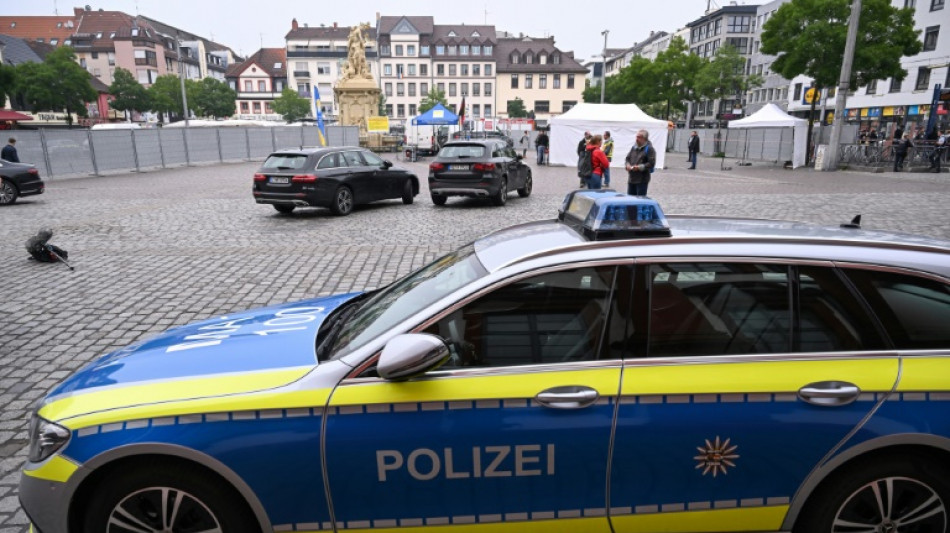 Get&ouml;teter Polizist: Forderungen nach Messerverbotszonen und mehr Abschiebungen