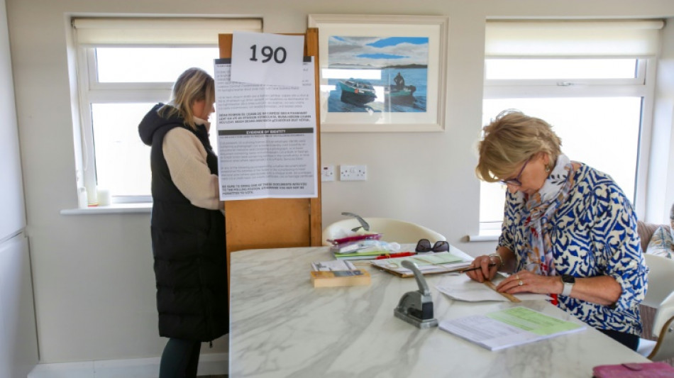 R&eacute;f&eacute;rendum en Irlande sur la famille: le d&eacute;compte des voix a commenc&eacute;