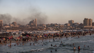 Gaza, 21 morti in raid Israele in internet cafè sul mare