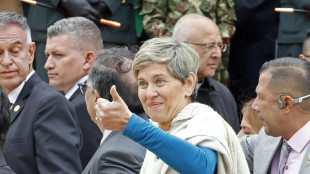 Droga su voli militari, sotto accusa l'ex 'first lady' colombiana