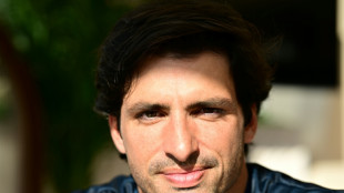 "Hay que darse un tiempo" con nuevo reglamento de F1, dice Carlos Sainz a la AFP