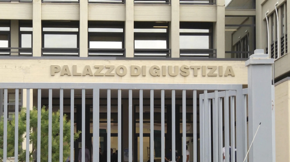 Analisi, più alimenti su food truck Diamante con botulino