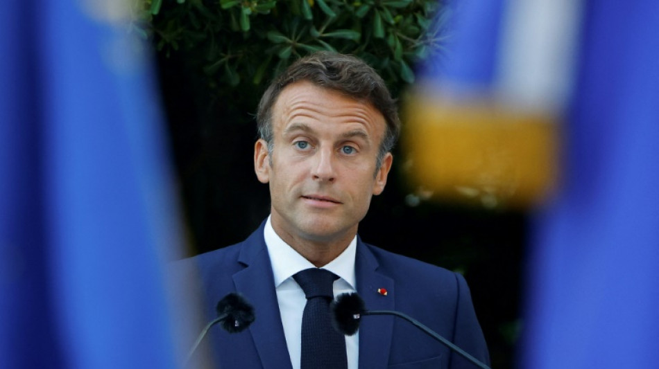 A Bormes-les-Mimosas, l'avertissement de Macron aux jeunes contre le "chaos" et la "d&eacute;sunion"