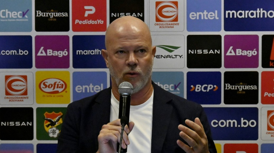 T&eacute;cnico da Bol&iacute;via, Ant&ocirc;nio Carlos Zago prega paci&ecirc;ncia na Copa Am&eacute;rica