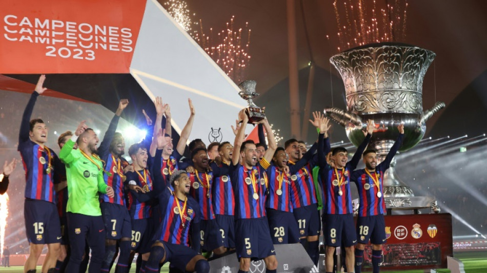 Gavi da la Supercopa de Espa&ntilde;a al Barcelona