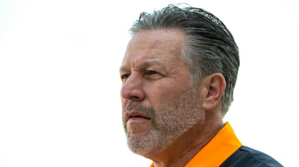 McLaren avisa que poder&aacute; emitir ordens de equipe no GP de Abu Dhabi