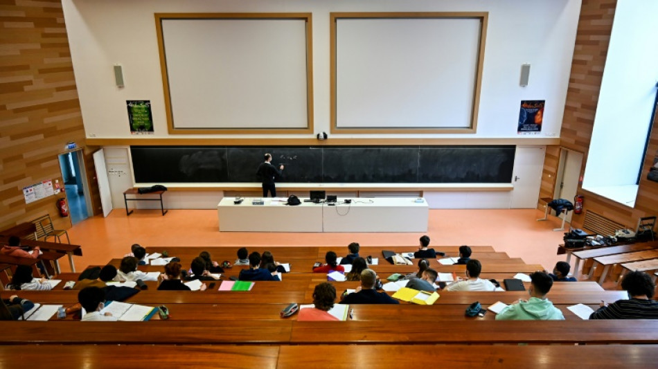 Professuren an deutschen Universit&auml;ten nehmen mehr Drittmittel ein