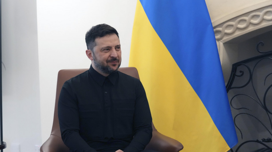 Zelensky, andr&ograve; a Davos se documenti su ricostruzione e garanzie saranno pronti