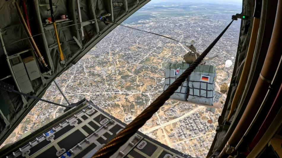 Hamas: Zw&ouml;lf Pal&auml;stinenser ertrinken nach Abwurf von Hilfsg&uuml;tern &uuml;ber dem Meer